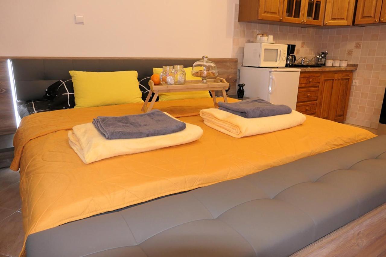 Apartment Laura Сень Экстерьер фото
