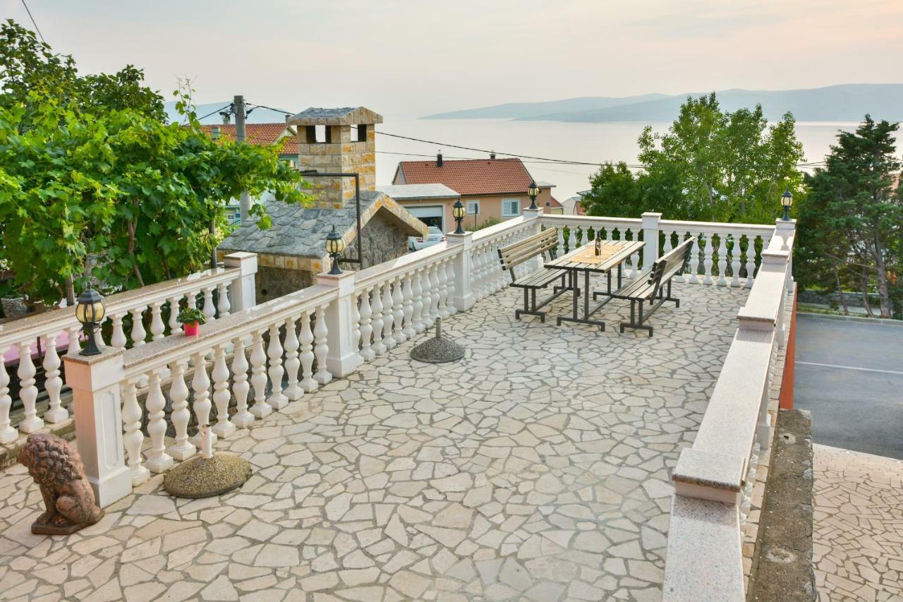 Apartment Laura Сень Экстерьер фото